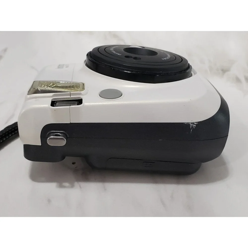 FOR PARTS OR REPAIR!!!! Fujifilm Instax Mini 70 Instant Camera Moon White